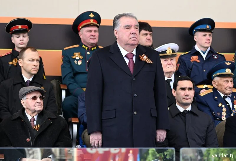 Президенти Ҷумҳурии Тоҷикистон Эмомалӣ Раҳмон дар чорабиниҳои тантанавӣ бахшида ба ҷашни 80-солагии Ғалаба дар шаҳри Москва иштирок намуданд