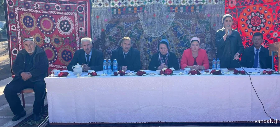 ДАР ДЕҲАИ АДОЛАТ БО ФАЪОЛОН ВА СОКИНОНИ ОН  БО "УСУЛИ ДЕҲА БА ДЕҲА" ВОХӮРӢ ДОИР ШУД