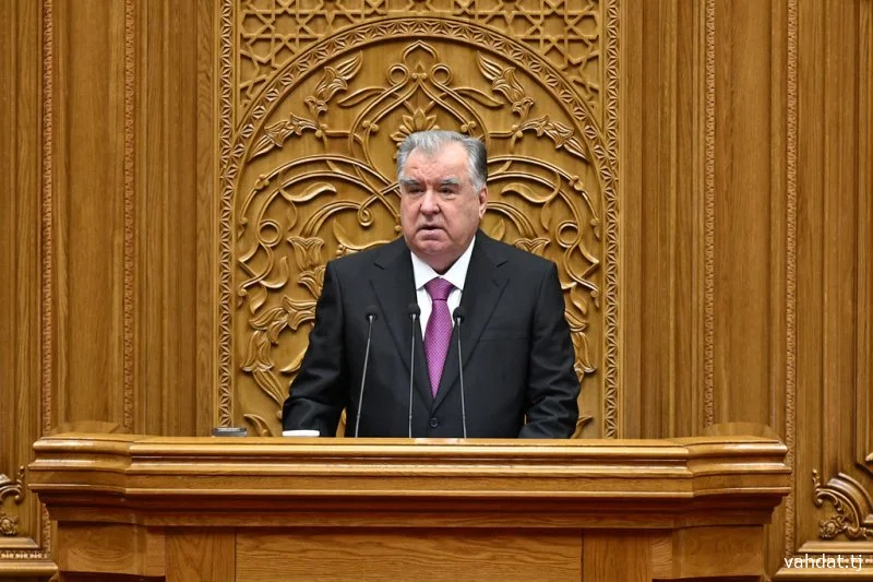 Паёми Президенти Ҷумҳурии Тоҷикистон муҳтарам Эмомалӣ Раҳмон дар бораи самтҳои асосии сиёсати дохилӣ ва хориҷии ҷумҳурӣ