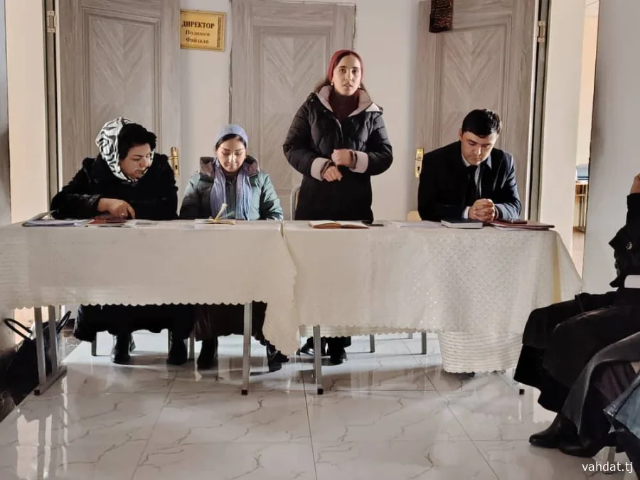 МУЛОҚОТИ ГУРӮҲИ КОРӢ БО ОМӮЗГОРОНУ ХОНАНДАГОН ВА ВОЛИДАЙНИ ОНҲО БО УСУЛИ “МАКТАБ БА МАКТАБ”