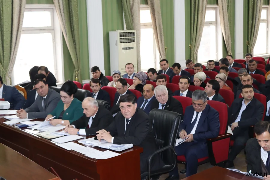 НИШАСТИ МАТБУОТИИ РАИСИ ШАҲРИ ВАҲДАТ