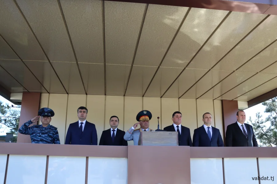 ТАҶЛИЛИ  РӮЗИ АРТИШИ МИЛЛӢ ДАР ШАҲРИ ВАҲДАТ