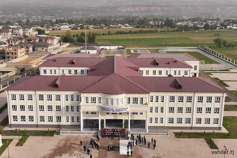 35-СОЛАГИИ ИСТИҚЛОЛИ ДАВЛАТӢ. Бо бунёди иншооти муосир симои шаҳри Ваҳдат ба куллӣ дигаргун гардидааст