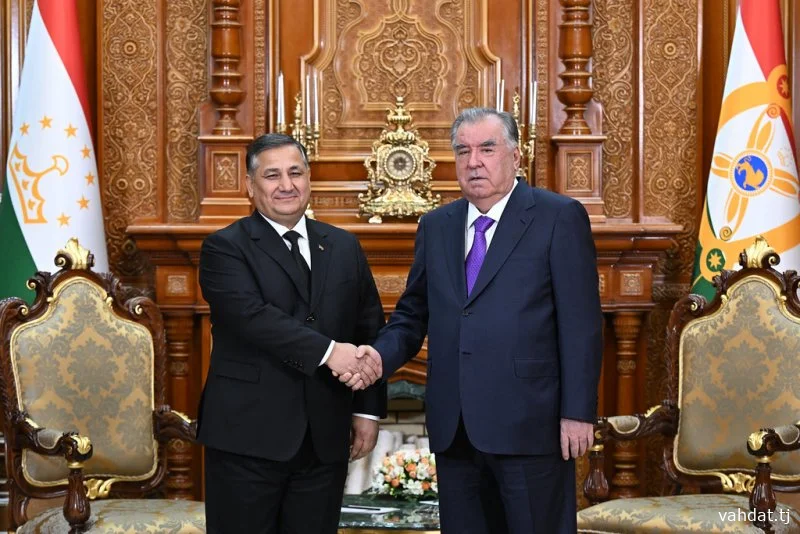 Президенти Ҷумҳурии Тоҷикистон Эмомалӣ Раҳмон муовини Раиси Девони Вазирони Туркманистон Тангригули Атахаллиевро ба ҳузур пазируфтанд