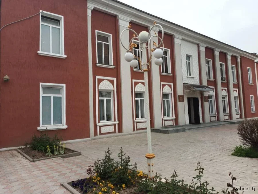 МАҚОМОТИ ИҶРОИЯИ ҲОКИМИЯТИ ДАВЛАТИИ ШАҲРИ  ВАҲДАТ БАРОИ ИШҒОЛИ МАНСАБҲОИ ХОЛИИ ЗЕРИН ОЗМУН ЭЪЛОН МЕНАМОЯД   