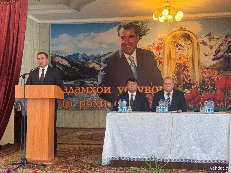 ВОХӮРӢ БО СОКИНОНИ ҶАМОАТИ ДЕҲОТИ БОЗОРБОЙ БУРУНОВ